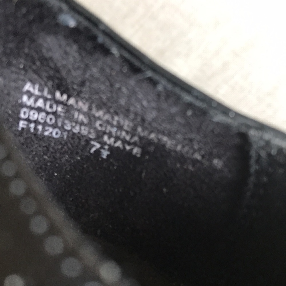 Black “Tuxedo” Heels 7.5M Merona - Picture 5 of 7